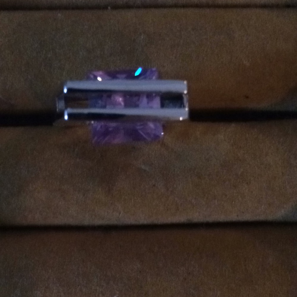 SUPER CUTE UNIQUE RING - Picture 4 of 4